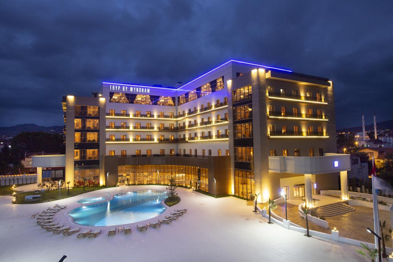 Tryp By Wyndham Izmit Hotel Kocaeli Exterior foto